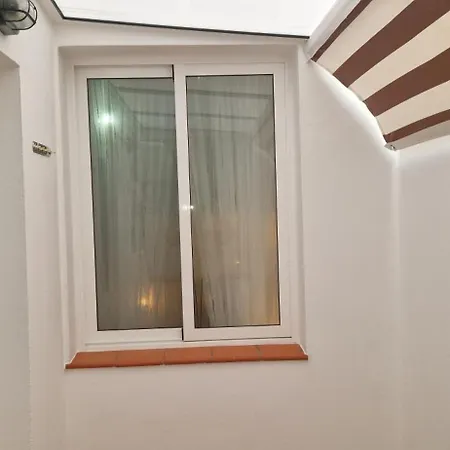 A 10 Minutos De La Capital. Apartmán *