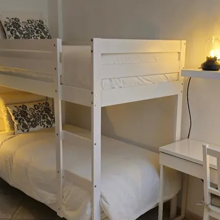 A 10 Minutos De La Capital. Apartmán *